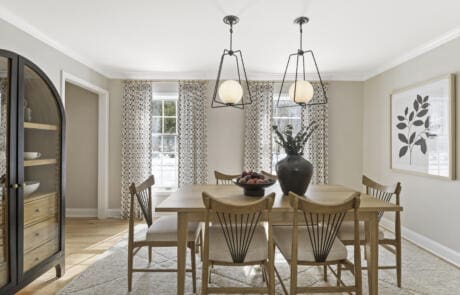 155dr Dining Room Facing Windows