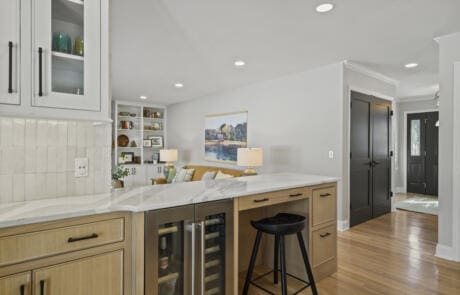 155dr Kitchen Wine Fridge And Desk