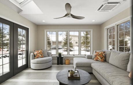 155dr Sun Room Straight On