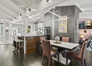 2bd Kitchen Facing Fireplace Scaled