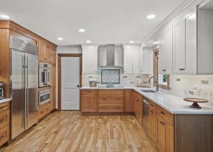 17pa Kitchen Facing Range Straight On 1