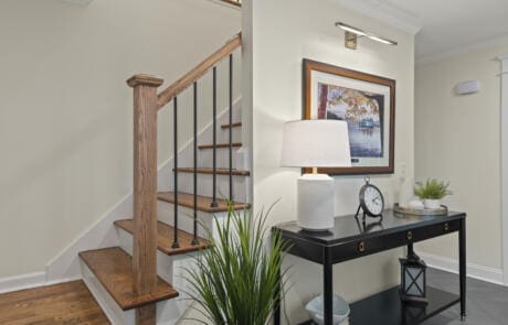 44al Entryway Stairs