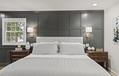 44al Primary Bedroom Bed Straight On