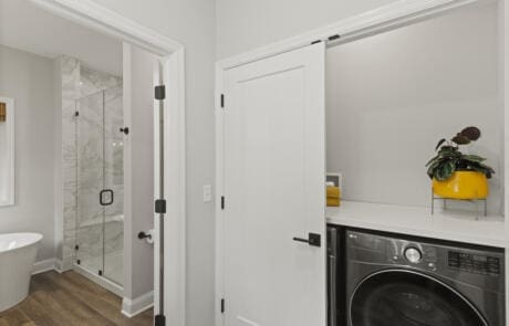 56dp Laundry Room Showing Washer And Dryer 56dp Laundry Room Showing Washer And Dryer