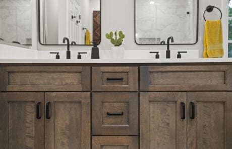 56dp Primary Bedroom Vanity 56dp Primary Bedroom Vanity