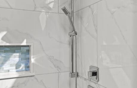 28pl Primary Bathroom Showehead And Slide Bar 2 28pl Primary Bathroom Showehead And Slide Bar 2