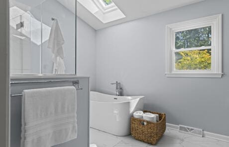 28pl Primary Bathroom Skylight Tub And Walk In Shower 28pl Primary Bathroom Skylight Tub And Walk In Shower