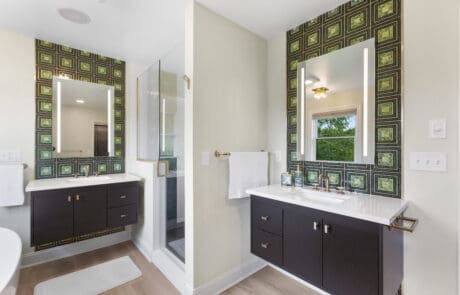 16hl Primary Bathroom His And Her Vanities