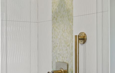 16hl Primary Bathroom Shower Fixtures