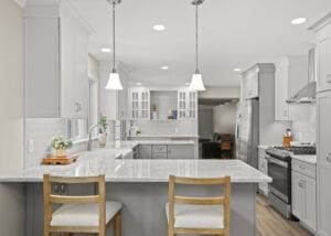 1108rb Kitchen Full View Facing Family Room Scaled