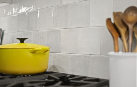 14wd Kitchen Backsplash Scaled