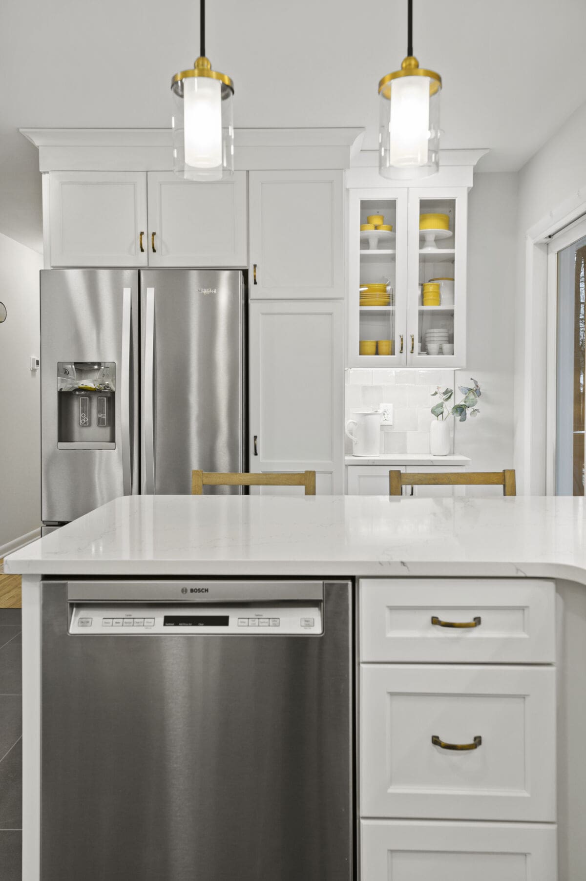 Kitchen Remodel that Maximizes Space - Quality Design & Remodel