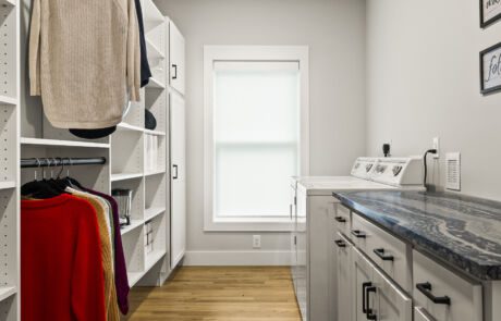 43wd Pantry Laundry Square Scaled