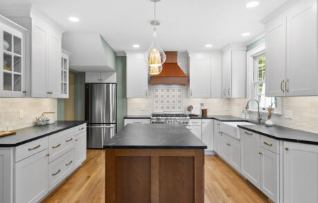 95BR – Kitchen – Full View Straight-On