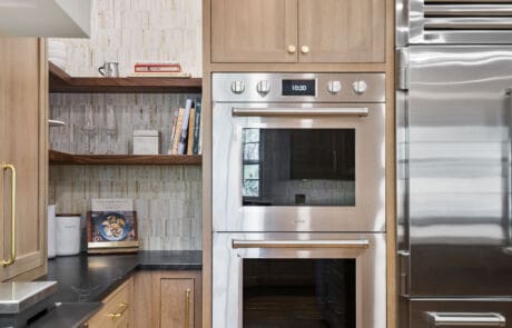 1CC – Kitchen – Appliances and Floating Shelves