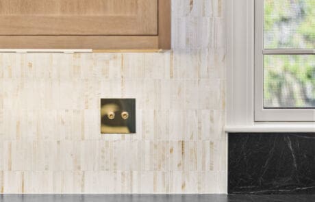 1CC – Kitchen – Countertop and Backsplash